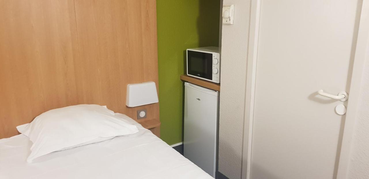 Kyriad Direct Poitiers - Gare Du Futuroscope シャッスヌイユ・デュ・ポワト エクステリア 写真